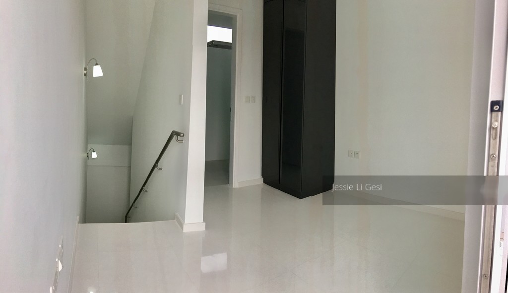 #1 Suites (D14), Apartment #137844782